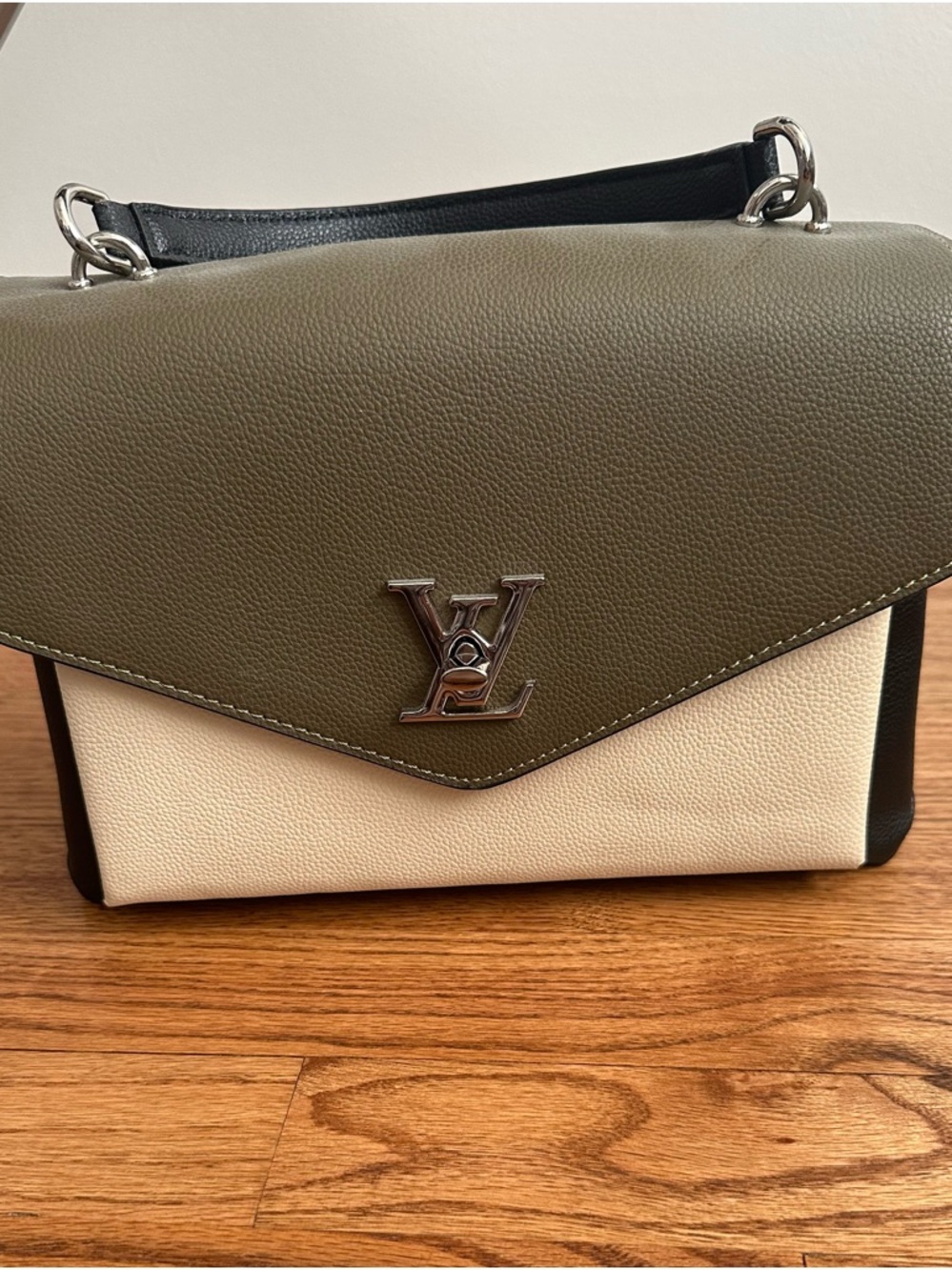 Olive Green and Cream Shoulder Bag